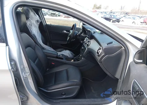 2015 Mercedes-Benz Gla 250 4Matic z USA, uszkodzony, nr VIN WDCTG4GB2FJ131256